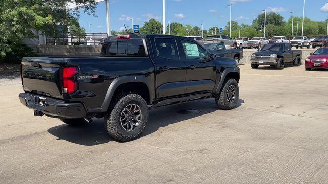 Photo of 2025 Black Chevrolet Colorado