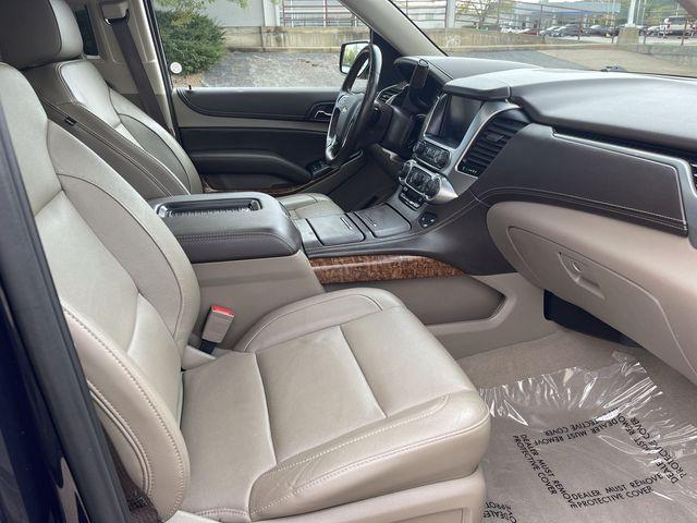 Photo of 2019 Blue Velvet Metallic Chevrolet Suburban