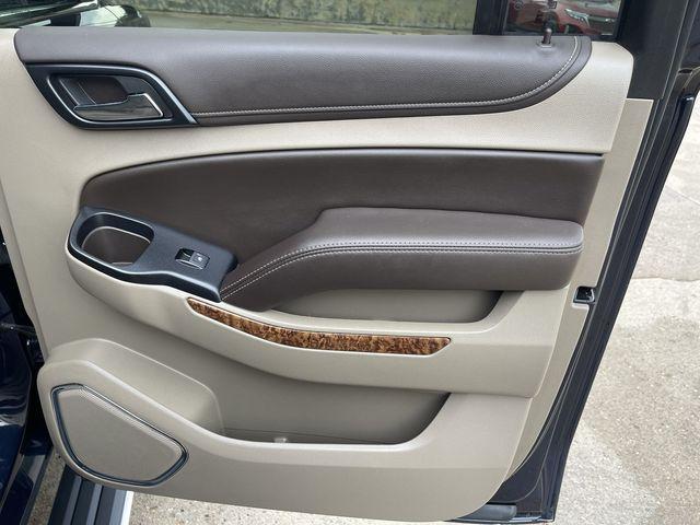 Photo of 2019 Blue Velvet Metallic Chevrolet Suburban