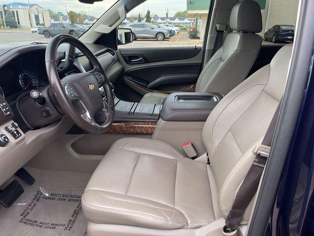 Photo of 2019 Blue Velvet Metallic Chevrolet Suburban