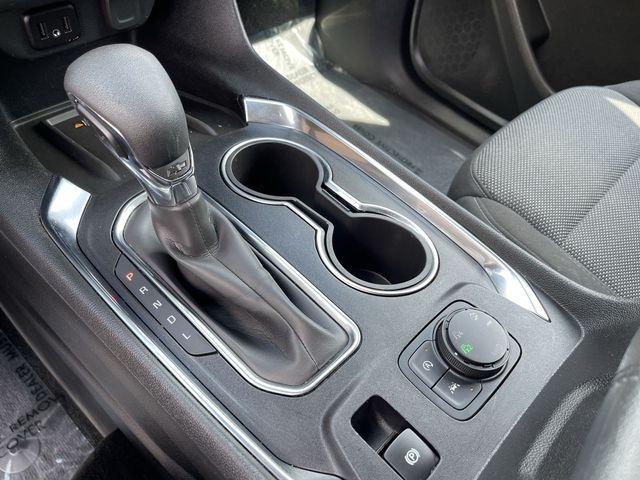 Photo of 2022 Mosaic Black Metallic Chevrolet Traverse