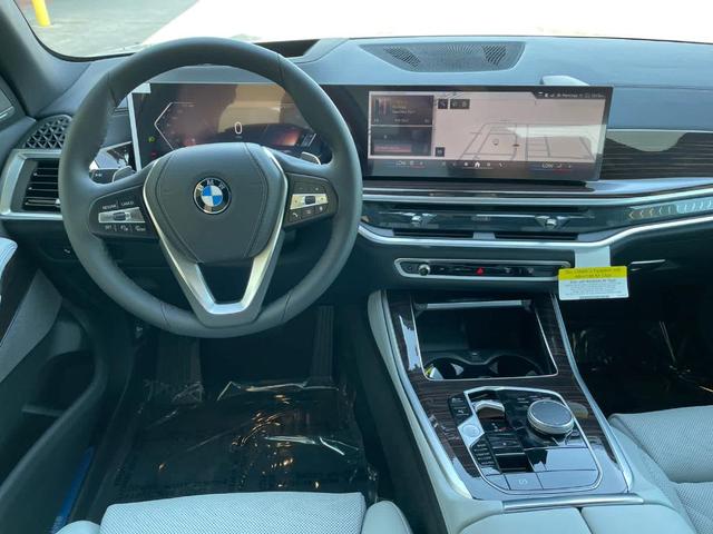 Photo of 2026 Gray Metallic BMW X5