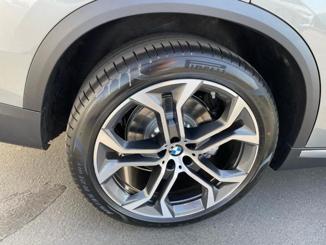 Photo of 2026 Gray Metallic BMW X5