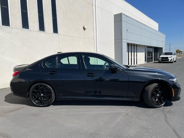 Photo of 2025 Black Sapphire Metallic BMW 330