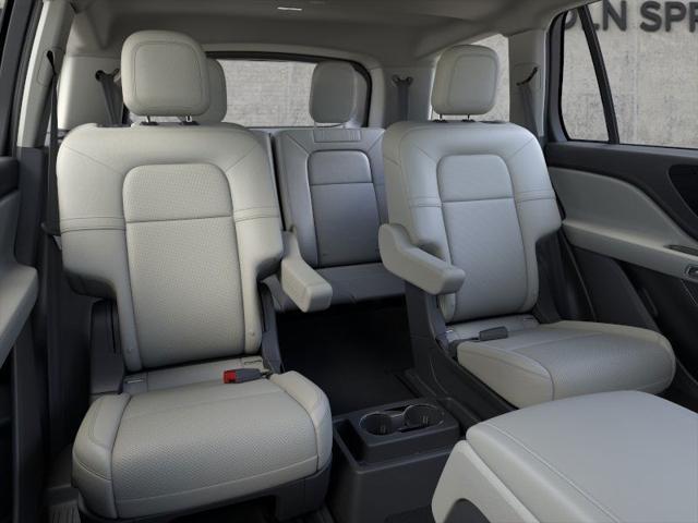 Photo of 2025 Pristine White Metallic Tri-Coat Lincoln Aviator