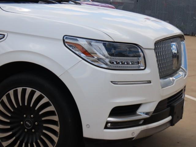 Photo of 2020 Pristine White Lincoln Navigator