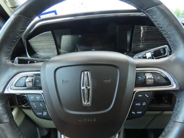 Photo of 2020 Pristine White Lincoln Navigator