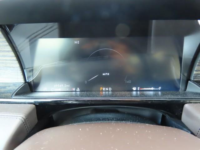 Photo of 2020 Pristine White Lincoln Navigator