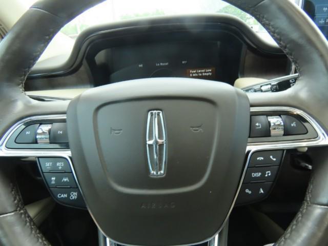 Photo of 2022 Pristine White Metallic Tri-Coat Lincoln Nautilus