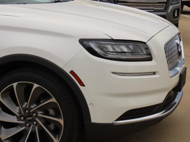 Photo of 2022 Pristine White Metallic Tri-Coat Lincoln Nautilus