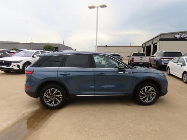 Photo of 2024 Whisper Blue Metallic Clearcoat Lincoln Corsair
