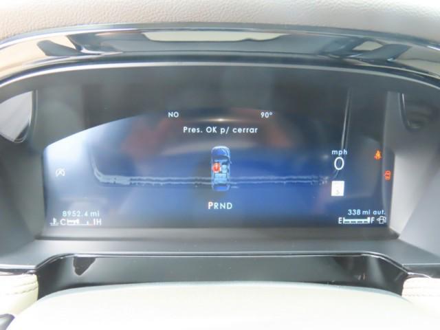 Photo of 2024 Whisper Blue Metallic Clearcoat Lincoln Corsair