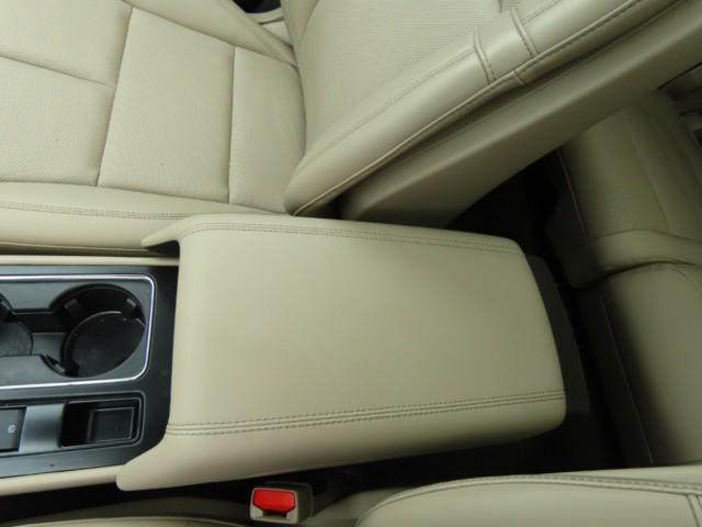 Photo of 2024 Whisper Blue Metallic Clearcoat Lincoln Corsair