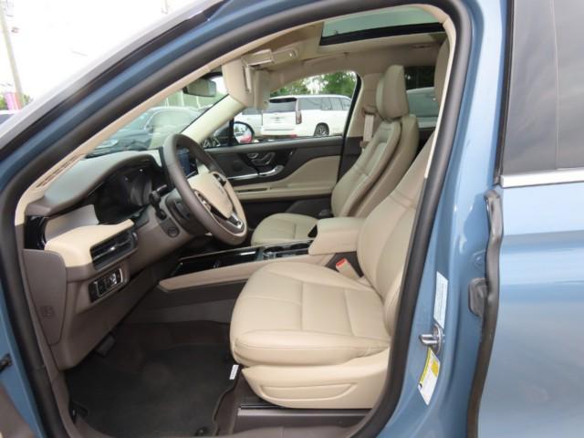 Photo of 2024 Whisper Blue Metallic Clearcoat Lincoln Corsair