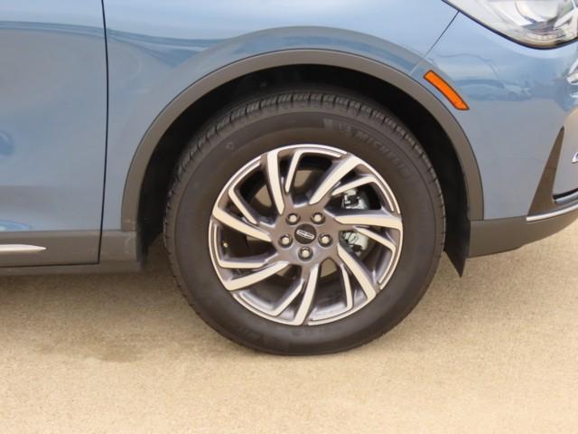 Photo of 2024 Whisper Blue Metallic Clearcoat Lincoln Corsair