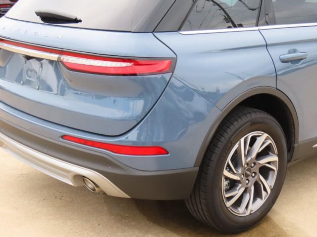 Photo of 2024 Whisper Blue Metallic Clearcoat Lincoln Corsair