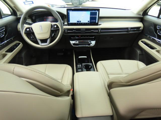 Photo of 2024 Whisper Blue Metallic Clearcoat Lincoln Corsair