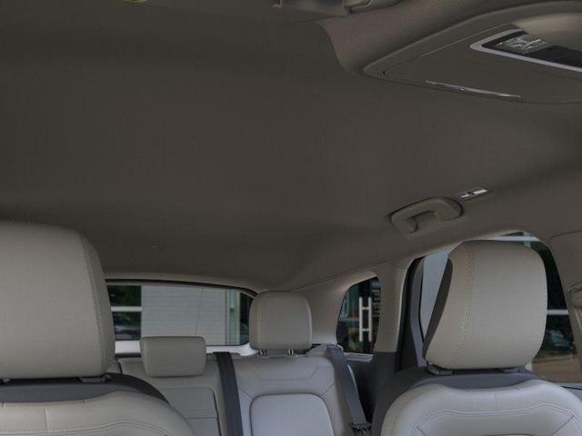 Photo of 2025 Infinite Black Metallic Clearcoat Lincoln Corsair