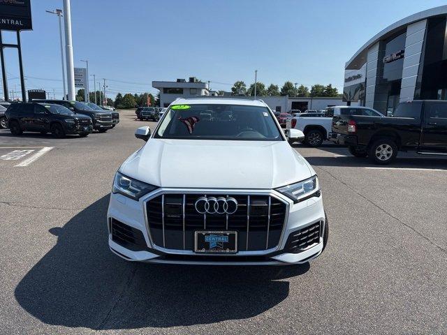 Photo of 2022 Glacier White Metallic Audi Q7