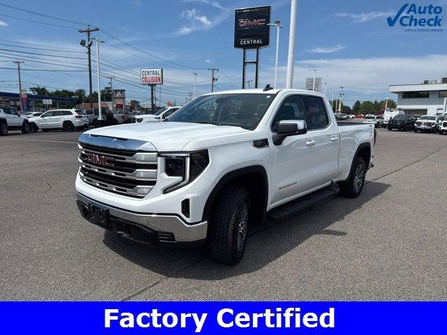 Photo of 2023 Summit White GMC Sierra 1500
