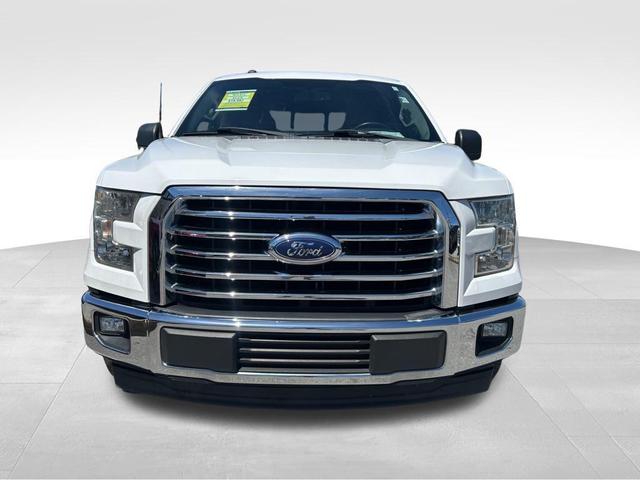 Photo of 2017 Oxford White Ford F-150