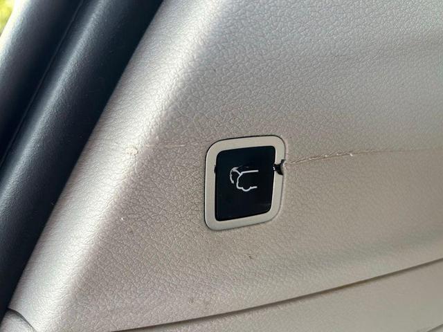 Photo of 2020 Maximum Steel Metallic Clearcoat Chrysler Pacifica