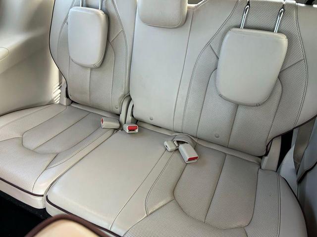 Photo of 2020 Maximum Steel Metallic Clearcoat Chrysler Pacifica