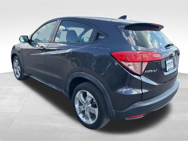 Photo of 2017 Modern Steel Honda HR-V