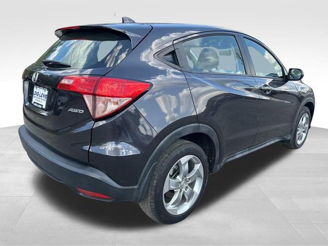 Photo of 2017 Modern Steel Honda HR-V