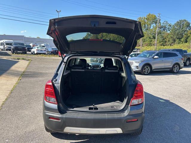 Photo of 2016 Cyber Gray Metallic Chevrolet Trax