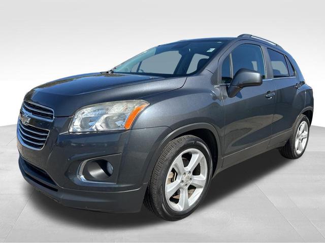 Photo of 2016 Cyber Gray Metallic Chevrolet Trax