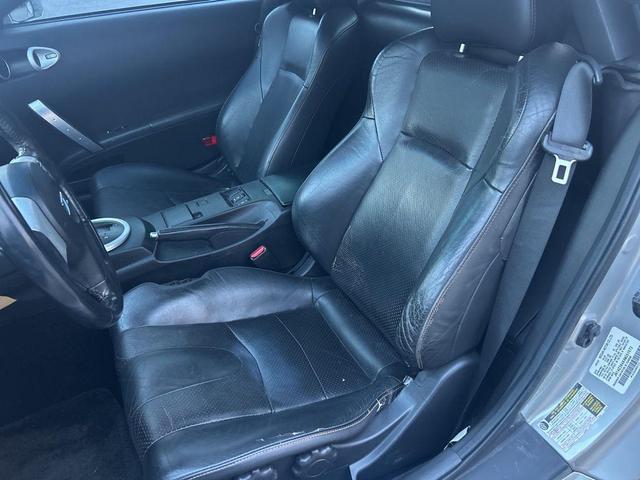 Photo of 2004 Chrome Silver Metallic Nissan 350Z