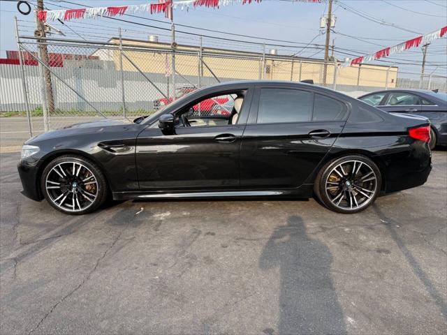 Photo of 2019 Azurite Black Metallic BMW M5