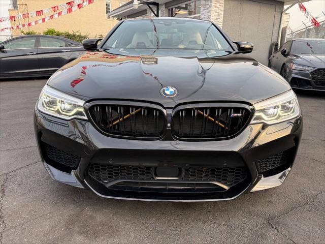 Photo of 2019 Azurite Black Metallic BMW M5