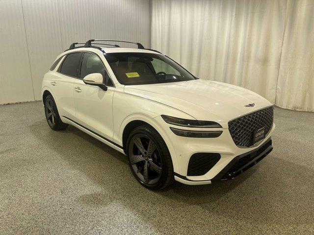 Photo of 2025 Uyuni White Genesis GV70