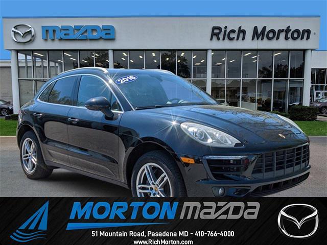 Photo of 2016 Black Porsche Macan