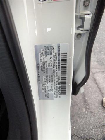 Photo of 2024 Rhodium White Metallic Mazda CX-5