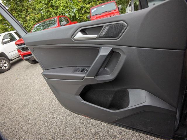 Photo of 2020 Platinum Gray Metallic Volkswagen Tiguan