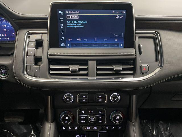 Photo of 2024 Black Chevrolet Suburban