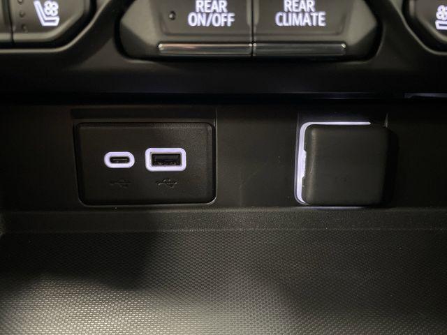 Photo of 2024 Black Chevrolet Suburban