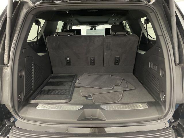 Photo of 2024 Black Chevrolet Suburban
