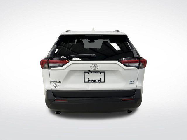 Photo of 2024 Ice Toyota RAV4