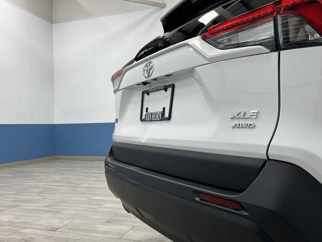 Photo of 2024 Ice Toyota RAV4