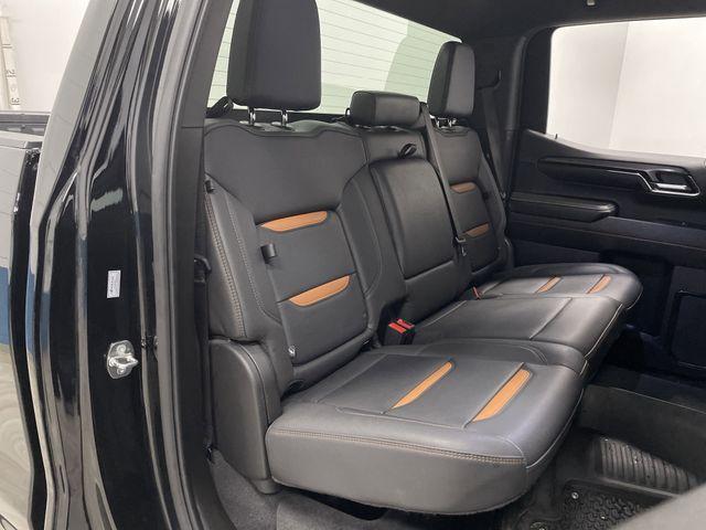 Photo of 2024 Onyx Black GMC Sierra 1500