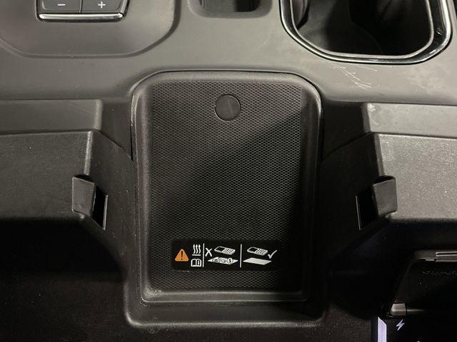 Photo of 2024 Onyx Black GMC Sierra 1500