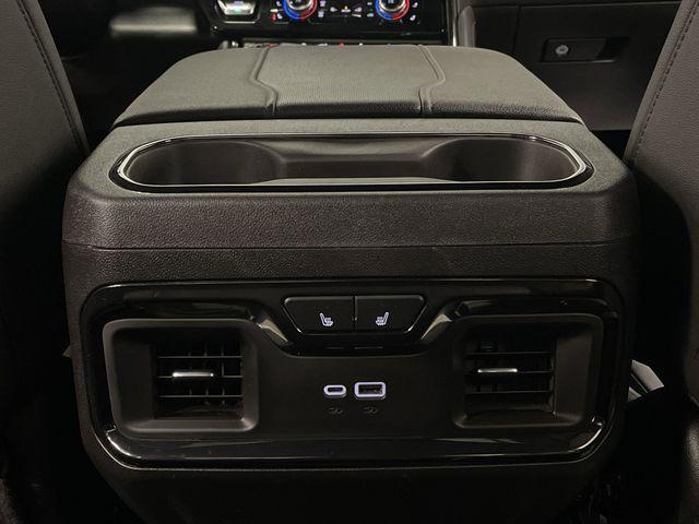 Photo of 2024 Onyx Black GMC Sierra 1500