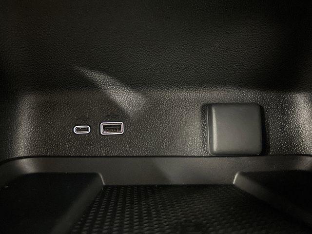 Photo of 2025 Mosaic Black Metallic Chevrolet Traverse
