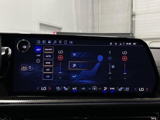Photo of 2025 Mosaic Black Metallic Chevrolet Traverse