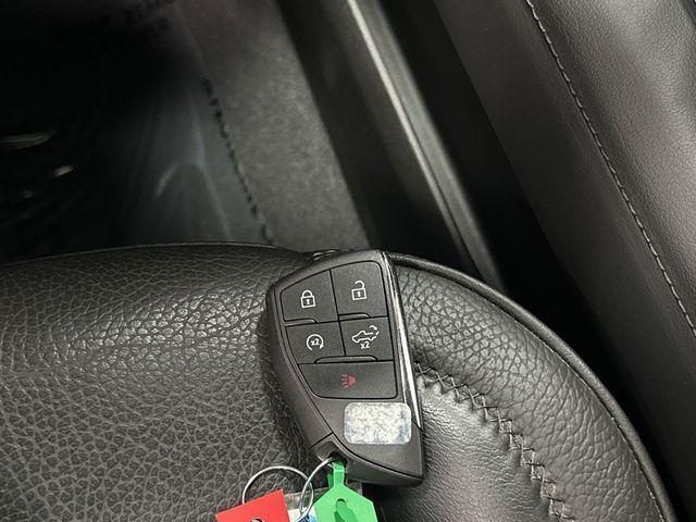 Photo of 2023 Onyx Black GMC Sierra 1500