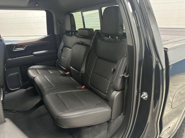 Photo of 2023 Onyx Black GMC Sierra 1500